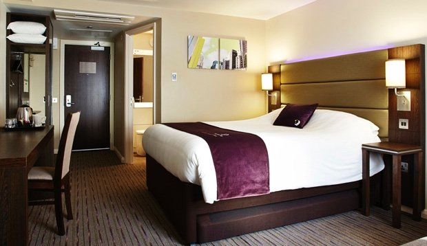 Premier Inn Premier Inn Stockport Central Exterior foto
